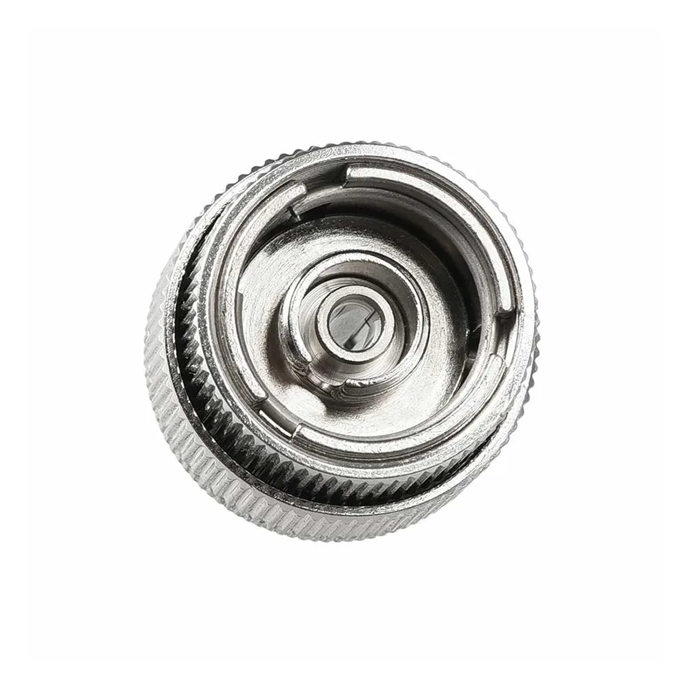 Ayarlanabilir Fiber Optik Zayıflatıcı FC-FC Tipi üzerindeki konektörün yakın çekim görüntüsü.