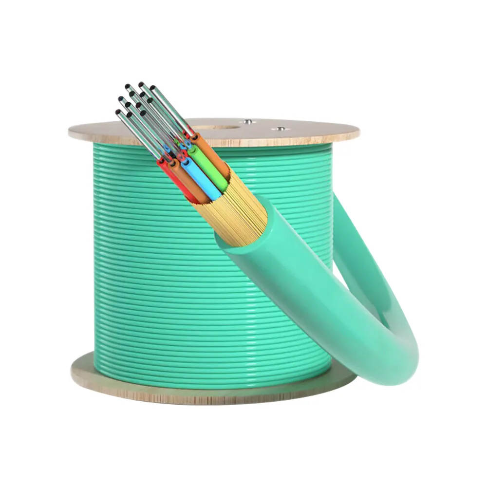 OM4 50/125 Multimode Loose Tube glasvezelkabel, opgerold in een ronde bundel op een houten spoel.