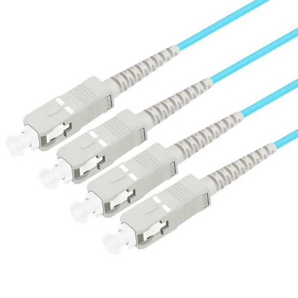 สายแพทช์ไฟเบอร์มัลติโหมด SC UPC ถึง SC UPC OM3, ดูเพล็กซ์ 50/125µm, 10Gb, LSZH, เกรดศูนย์ข้อมูล, การสูญเสียการแทรก 0.1dB