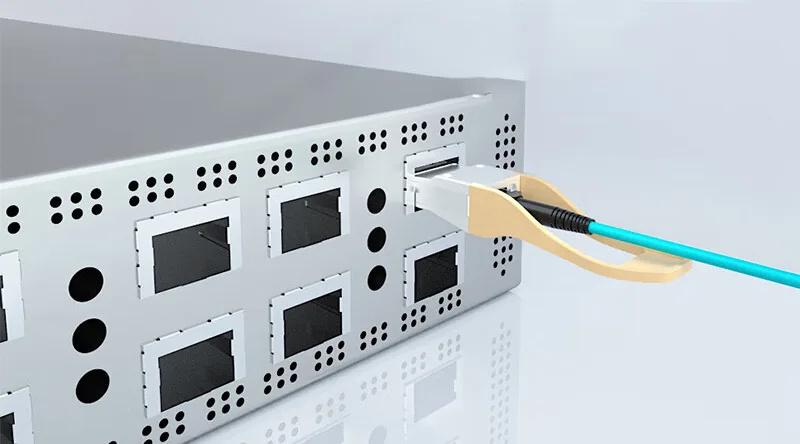 Trasmissione del modulo QSFP+ per l'architettura di rete 40G