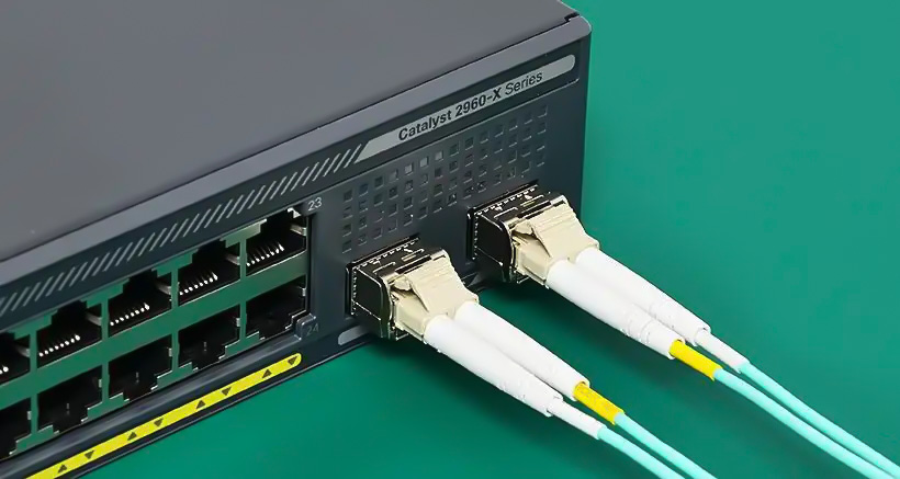 SFP Safe Plug-and-Play Module Fiber Connections