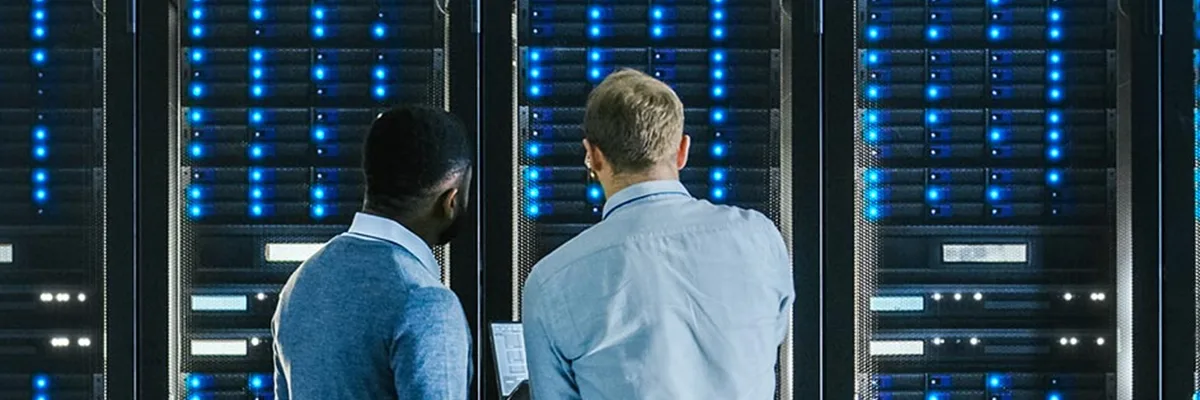 Conexão e desconexão múltiplas de cabos de fibra óptica